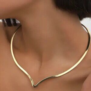18k Gold Choker Design Minimal Necklace